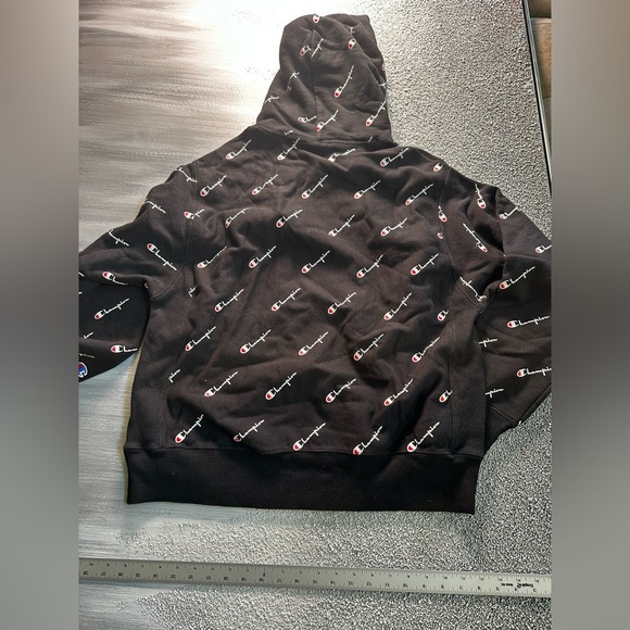 Champion Black Hoodie with Logo Pattern - Picture 6 of 6